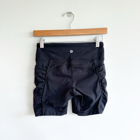 Lululemon Speed Track Ruched Biker Shorts Black 4 - Picture 2 of 5
